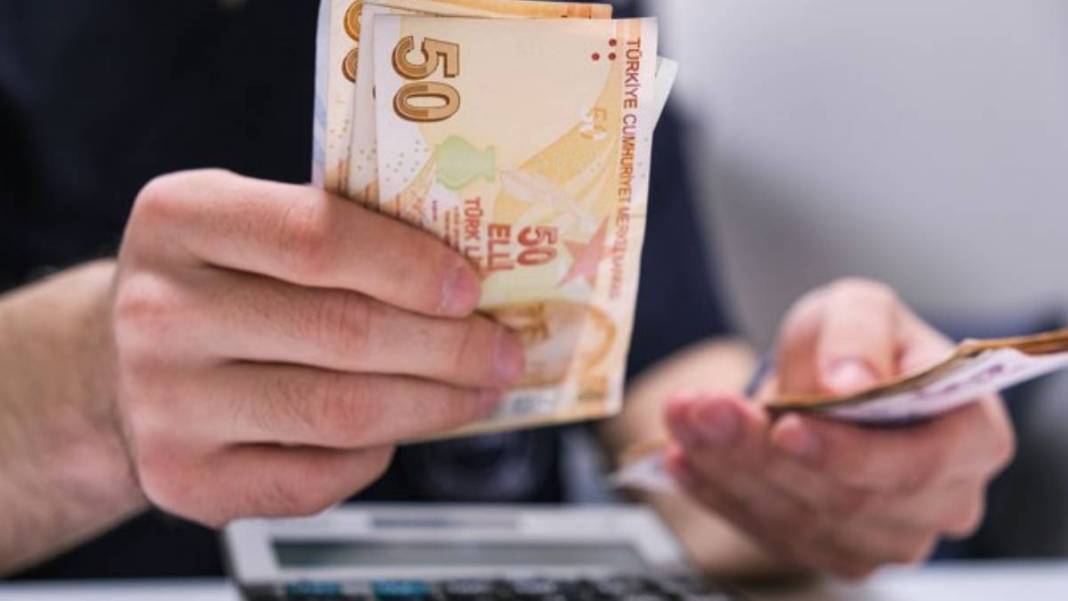 42 yaşında emeklilik geliyor! 2023'e girerken milyonlarca kişiye iyi haber: EYT tartışmalarının ardından flaş düzenleme 6